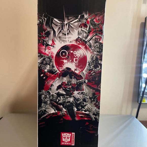 TRANSFORMERS WAR FOR CYBERTRON TRILOGY NETFLIX DECEPTICON SPARKLESS SEEKER NEW - Picture 3 of 8